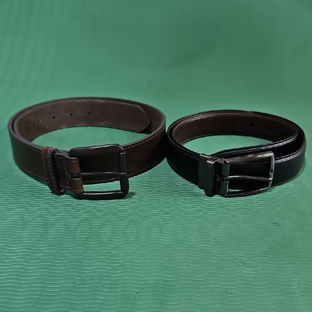 2 Men's Brown and Black Leather Belts. Sm 30-32. One Is A Reversible Black/Brown
